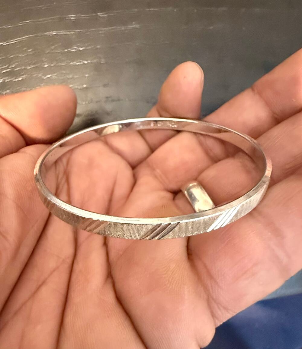 Vintage Signed Monet Silver Tone Etched Bangle Bracelet 7.5“
